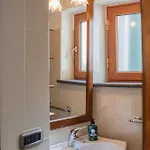 Apartment Ziro House *