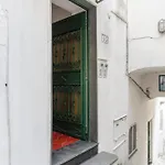Apartment Ziro House