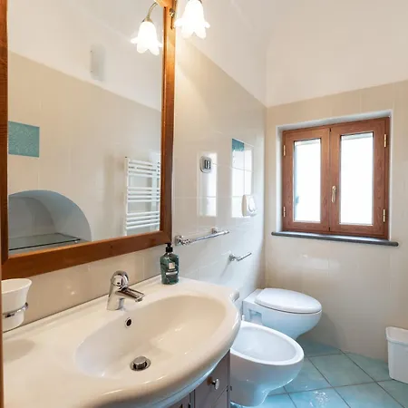 Ziro House דירה *