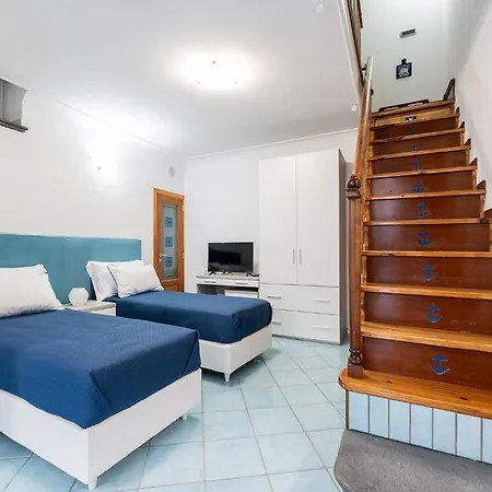 Ziro House דירה *