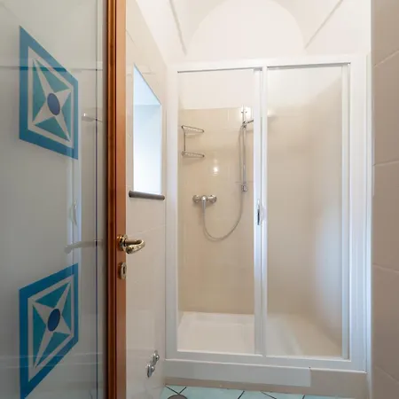 Ziro House דירה *