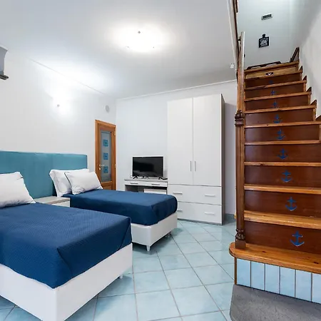 Apartment Ziro House