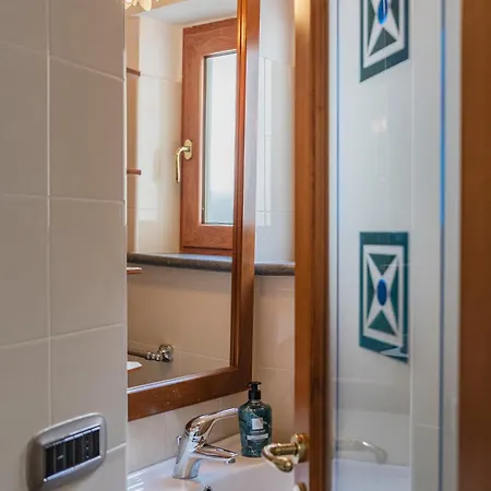 Ziro House Apartamento